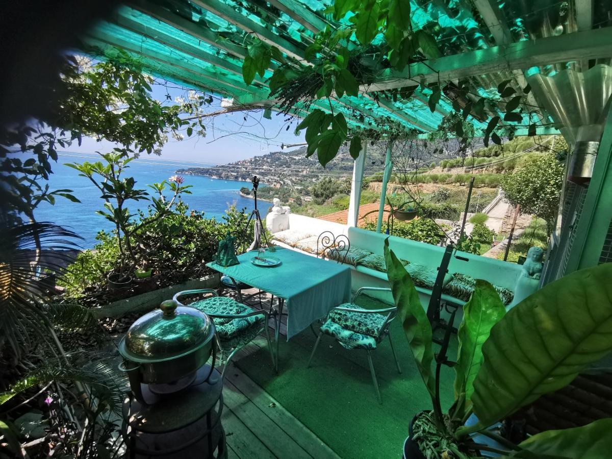 Romantic Casa Lorenzina Affittacamere Ventimiglia Exterior photo