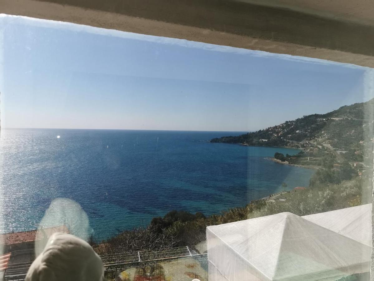 Romantic Casa Lorenzina Affittacamere Ventimiglia Exterior photo